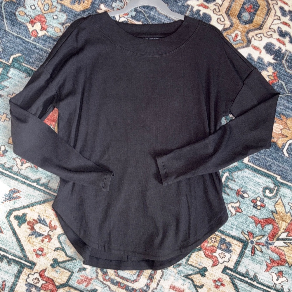 Athleta Presence Top